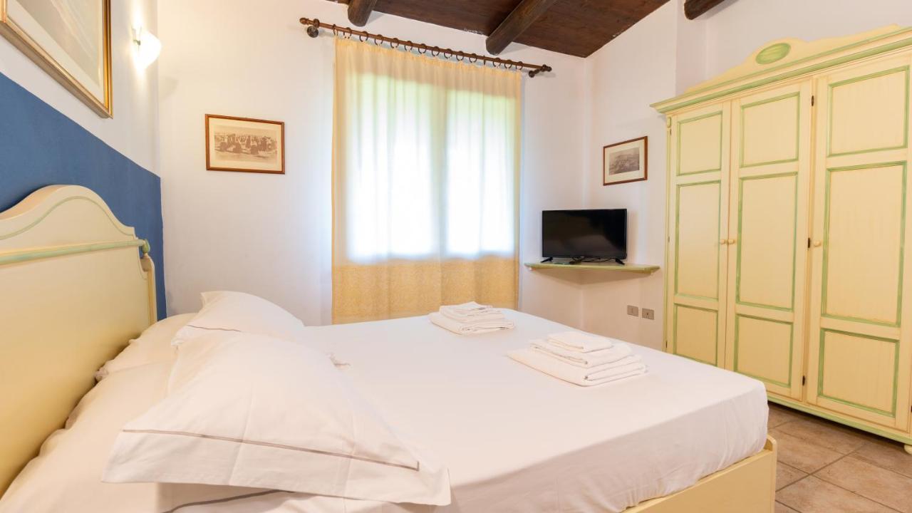 Sa Mola Guest House Bonarcado Ngoại thất bức ảnh