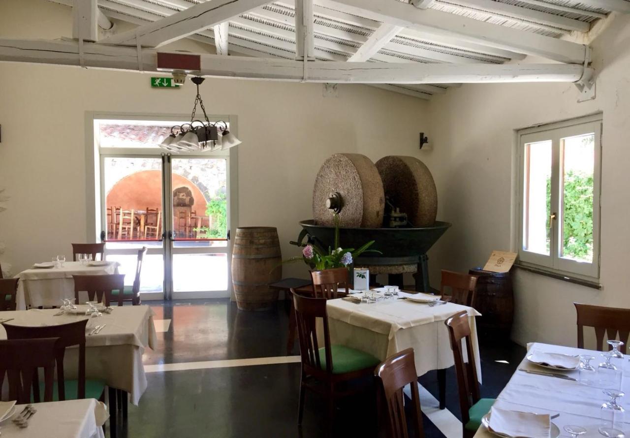 Sa Mola Guest House Bonarcado Ngoại thất bức ảnh